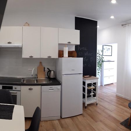 Lili Apartment In Zadar Pet Friendly, Free Parking エクステリア 写真