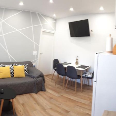 Lili Apartment In Zadar Pet Friendly, Free Parking エクステリア 写真