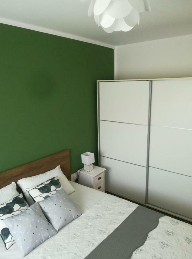 Lili Apartment In Zadar Pet Friendly, Free Parking エクステリア 写真